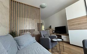 Kalwaryjska Spot Apartment In A Good Location